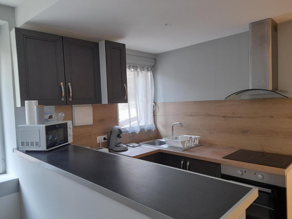 Le Travers Apartment Joigny Luaran gambar