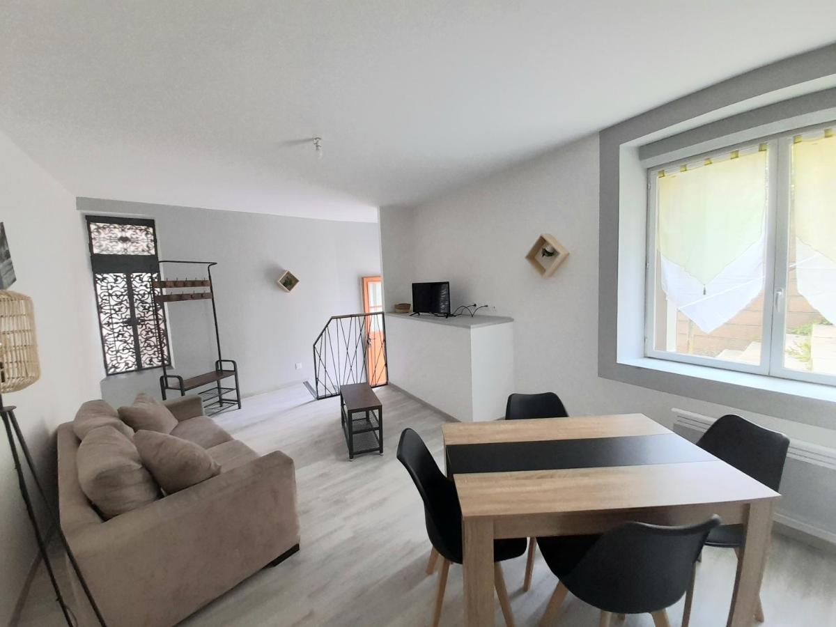 Le Travers Apartment Joigny Luaran gambar